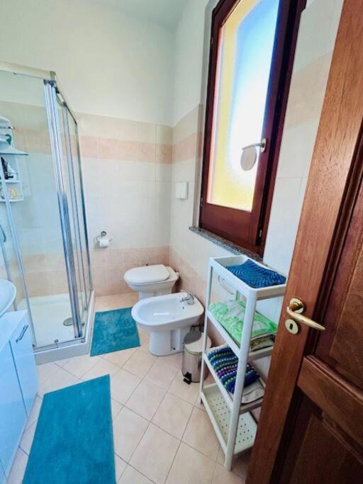 Appartamento Casa Lucia A Carugo Esterno foto
