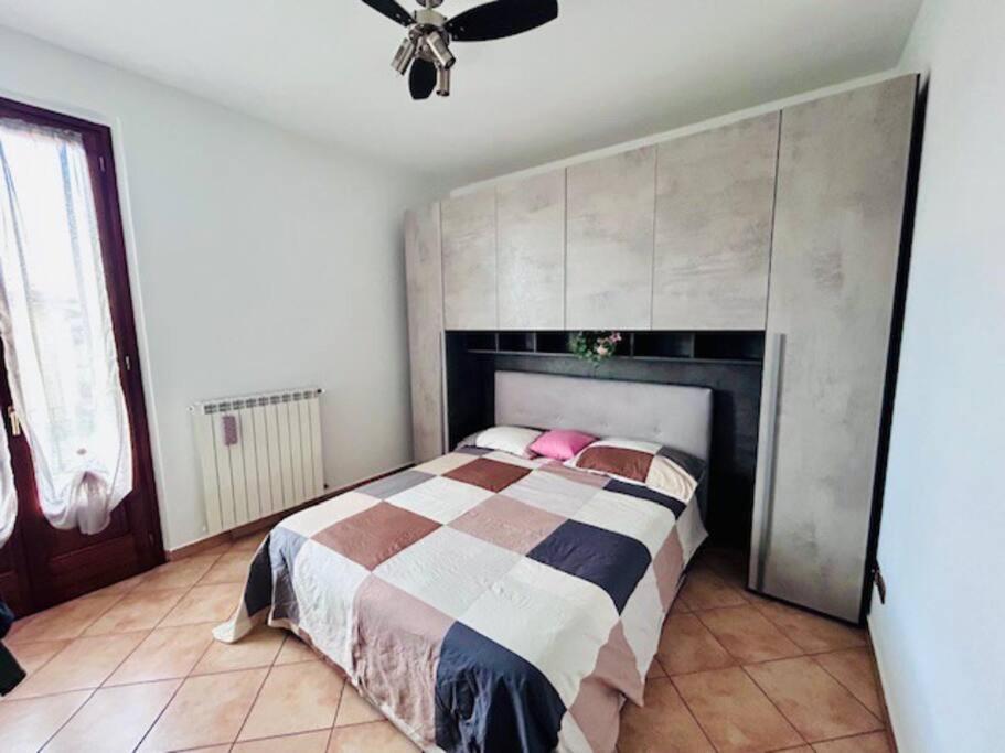 Appartamento Casa Lucia A Carugo Esterno foto