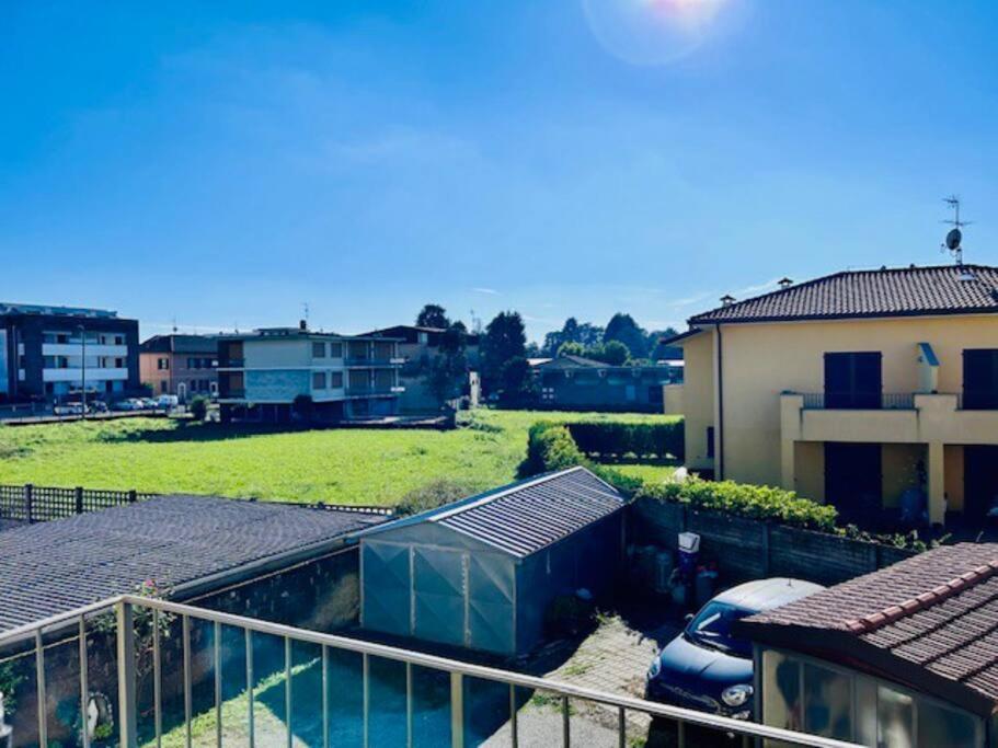 Appartamento Casa Lucia A Carugo Esterno foto